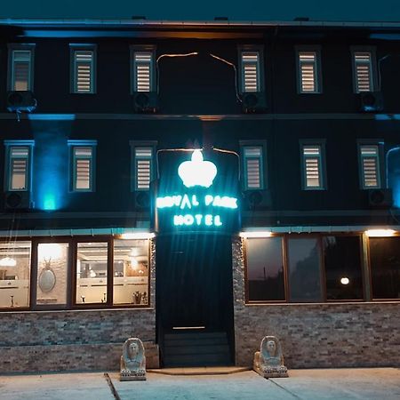 Royal Park Hotel Corlu Bed And Breakfast Текирдаг Экстерьер фото